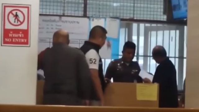 ศาลให้ประกันตัว "ครูปรีชา-เจ๊บ้าบิ่น" หลักทรัพย์ 1 แสนบาท 