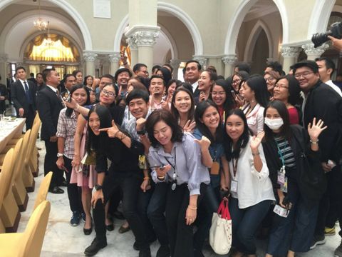 นายกฯ เปิดทำเนียบเลี้ยงปีใหม่สื่อมวลชน-เชื่อมั่นประเทศจะดีขึ้น
