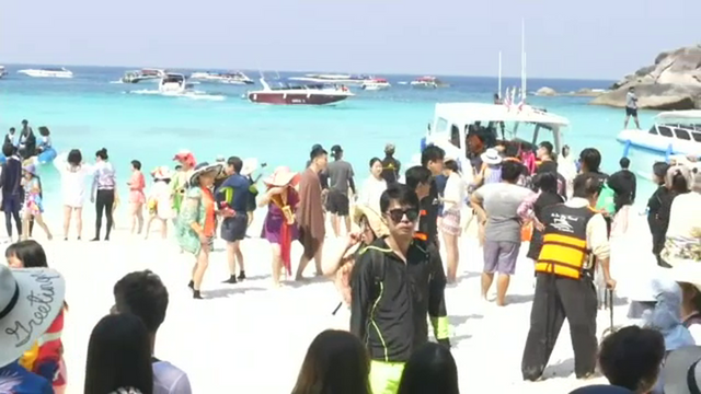 " ธรณ์"เสนอคุมเพดานนักท่องเที่ยว 6 ล้านคนต่อปี-แก้ล้นเกาะทางทะเล