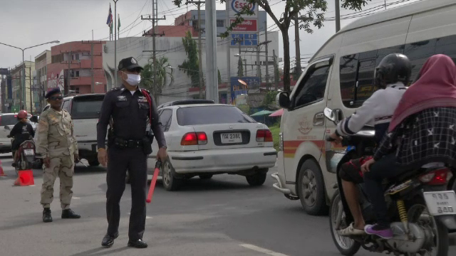 เฝ้าระวังรถถูกโจรกรรม 2 คัน หวั่นถูกนำไปก่อเหตุรุนแรง