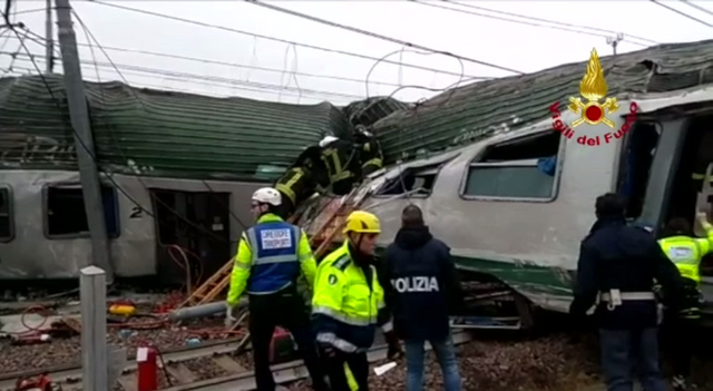 รถไฟตกรางในอิตาลี เสียชีวิต 3 บาดเจ็บสาหัส 10 