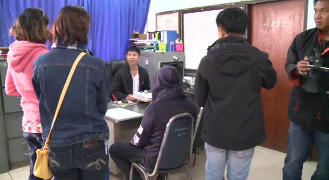 นักเรียนชายเข้าพบตำรวจ คดีมีสัมพันธ์เด็กหญิง ม.2