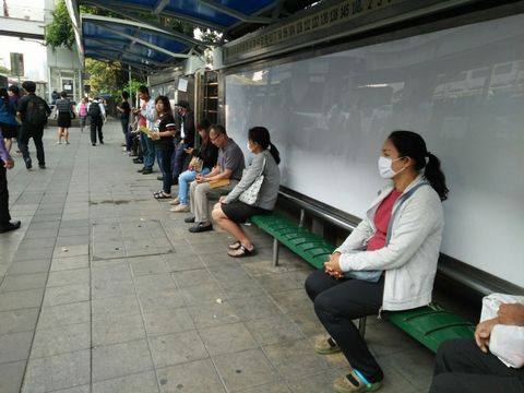 เตือนคนกรุง ฝุ่น PM 2.5 เกินมาตรฐาน นาน 5 วัน