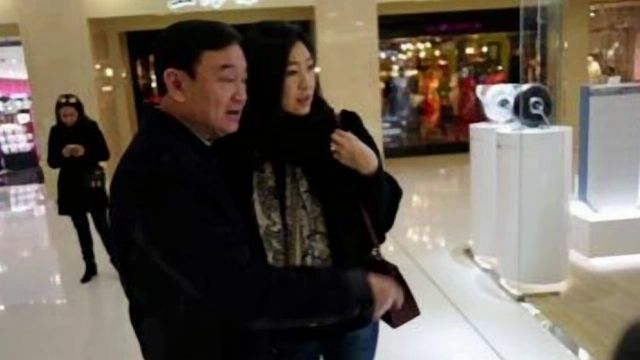 "ทักษิณ-ยิ่งลักษณ์" เคลื่อนไหว ส่งผลกระทบพรรคเพื่อไทย ? 