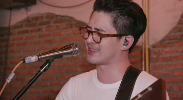 เทคนิคทำงานเพลงของนักร้องสุดแนว "แม็กซ์ เจนมานะ" 