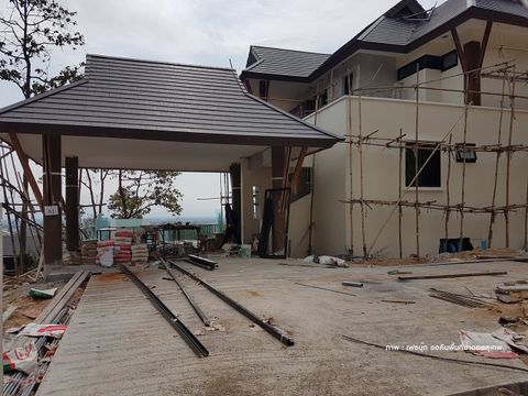 "หมอหม่อง" นำชม อลังการ "บ้านป่าแหว่ง" หรูสุดๆ หลังละ 30-40 ล้านบาท