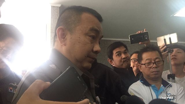 "ศรีวราห์" ยันข้อมูล ตม.ไม่พบ "องอาจ" โฆษกศิษย์ธรรมกาย ออกนอกประเทศ 