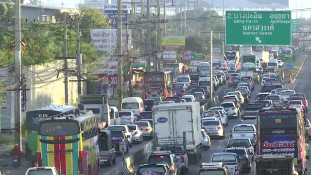  1 ม.ค.61 ดีเดย์รถโดยสาร-รถบรรทุกจดทะเบียนใหม่ ติดอุปกรณ์สะท้อนแสง