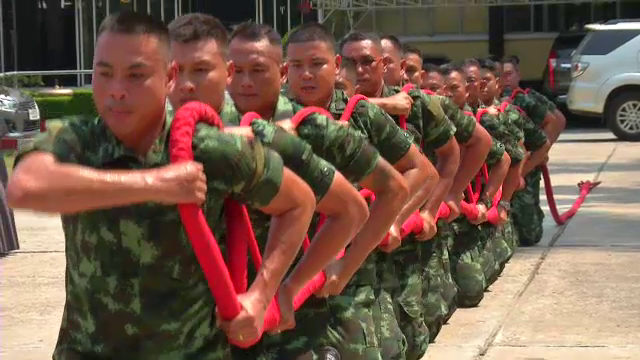 กรมสรรพาวุธทหารบก เริ่มฝึก 20 ครูฝึกพลฉุดชักราชรถ
