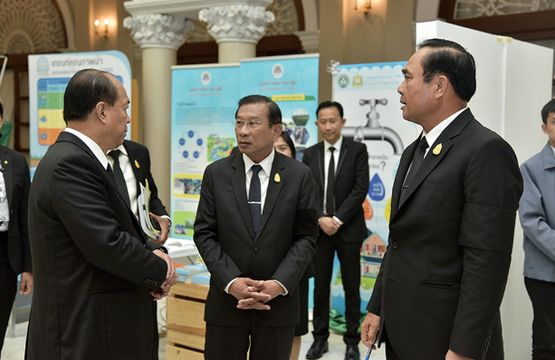 "นายกรัฐมนตรี" คุมเองศูนย์จัดการน้ำปลดล็อคโปรเจกต์ใหญ่ 