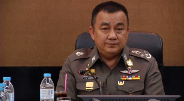 ผู้ต้องหา 4 คนเข้ามอบตัวคดีเตรียมก่อเหตุระเบิดพื้นที่ กทม. 