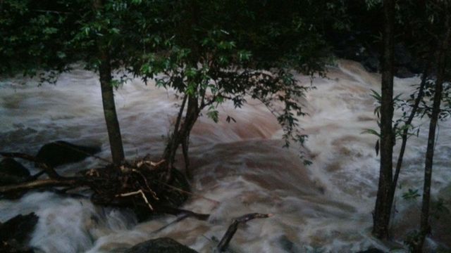 ปิด “น้ำตกพลิ้ว” ชั่วคราว หลังพบน้ำป่าเอ่อท่วมทางเข้า
