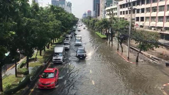 เช็กก่อนกลับบ้าน น้ำท่วมขัง 9 จุดทั่วกรุง