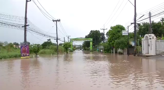 ฝนตกน้ำท่วมหลายจุด จ.พิจิตร