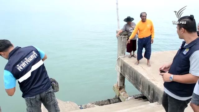 สะพานท่าเทียบเรือทรุดตัว นศ.ตกน้ำ บาดเจ็บ 10 คน