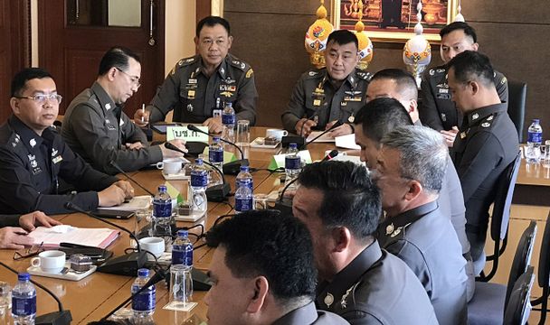 ไทยส่งข้อมูลตำรวจสากลติดตาม "ยิ่งลักษณ์" หนีคดีจำนำข้าว