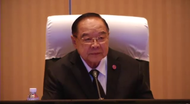 "พล.อ.ประวิตร" เผยกัมพูชา-สิงคโปร์ยืนยันไม่พบ "ยิ่งลักษณ์" เดินทางเข้าประเทศ 