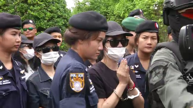 จิตแพทย์เข้าตรวจสภาพจิต “เปรี้ยว-เอิร์น-แจ้” ถึงเรือนจำ