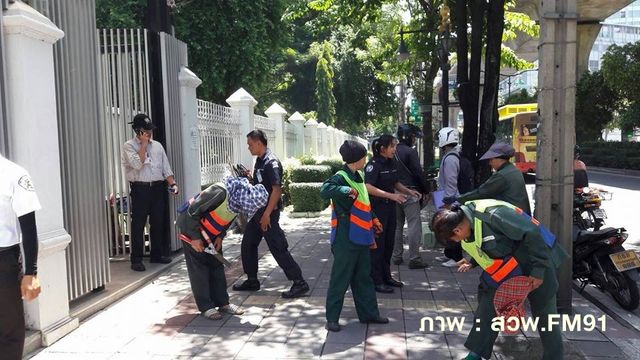 เกิดเหตุระเบิด ซ.สุขุมวิท 40 พนักงาน กทม. เจ็บ 2 คน