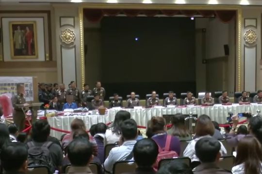 ผบ.ตร.รับลูกนายกฯ ห้ามนำผู้ต้องหามานั่งแถลงข่าว 