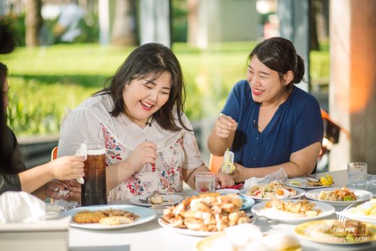 "ยาง ซูบิน" เน็ตไอดอลสายกิน ทำลายกำแพงสาวสวย