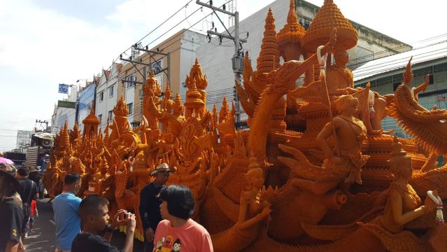 บรรยากาศทั่วไทยคึกคัก "ชาวพุทธ" ร่วมทำบุญวันเข้าพรรษา