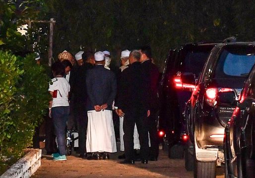 บุคคลสำคัญร่วมเคารพศพ "สุรินทร์ พิศสุวรรณ"
