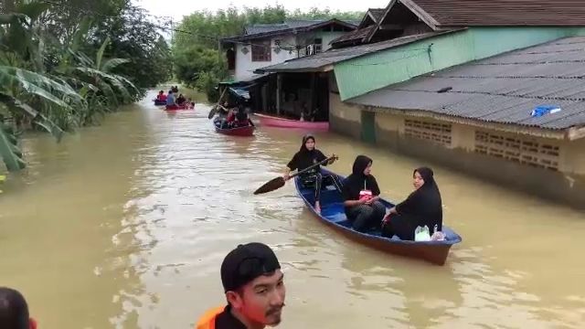 จ.สงขลา ประกาศพิบัติภัยทั้ง 16 อำเภอ มีผู้เสียชีวิตแล้ว 3 คน 