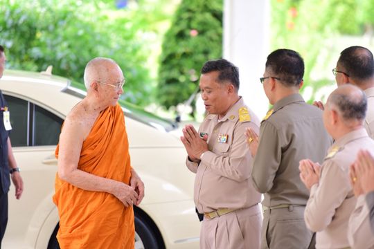 “สมเด็จพระสังฆราช” ทรงทราบการคืนตำแหน่ง ผอ.พศ. ให้ “พ.ต.ท.พงศ์พร” แล้ว