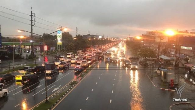 กรมอุตุฯ เตือน เหนือ-อีสาน-กลาง-ตอ.ฝนตกหนัก กทม.ฝนร้อยละ 60