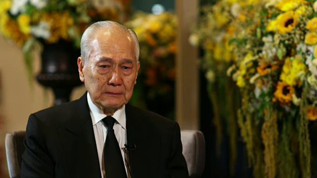 "อานันท์ ปันยารชุน" พูดทั้งน้ำตา เมื่อรำลึกถึงในหลวง รัชกาลที่ 9