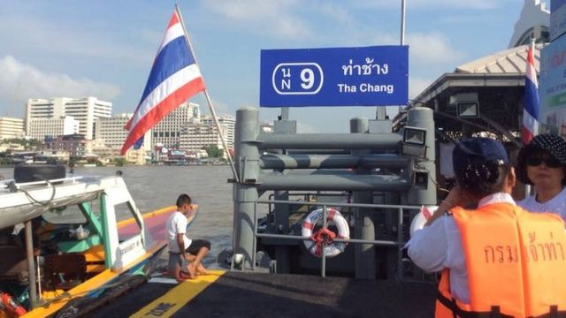 เรือด่วนเจ้าพระยาให้บริการปชช.เที่ยวชมพระเมรุมาศ วันที่ 6 - 30 พ.ย.