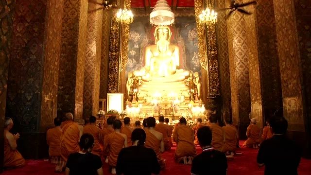 รัฐบาลจัดสวดมนต์ข้ามปีทั่วประเทศ 23,577 วัด
