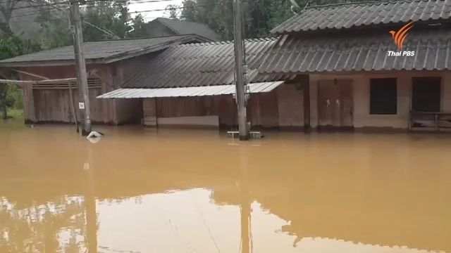 น้ำท่วมสะบ้าย้อยยังวิกฤต ชาวบ้านกว่า 80 ครัวเรือน ต้องอพยพไปอยู่ศูนย์พักพิง
