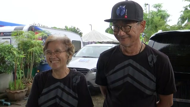 พ่ออนุรัตน์ แม่ประนอม “ทีมกำลังใจ” ของตูน บอดี้สแลม