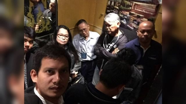 นักข่าวติดลิฟท์โรงแรมหรู นาน 30 นาที รอทำข่าวนายกฯ ประชุม ICAO