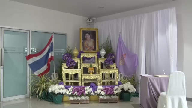 ประชาชนร่วมลงนามถวายพระพร