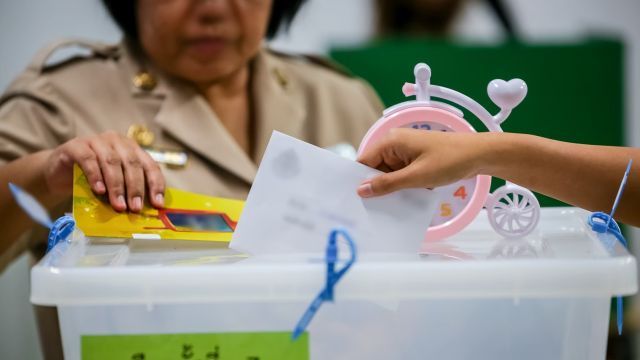 เลือกตั้ง อบจ. "ระเบิดเวลา" ลูกใหม่ในพรรคพลังประชารัฐ