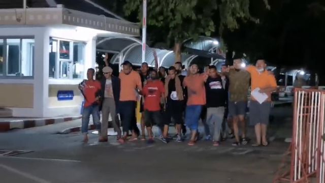 ปล่อยตัว “แอมมี่-พวกรวม 19 คน” พ้นเรือนจำพิเศษกรุงเทพฯ