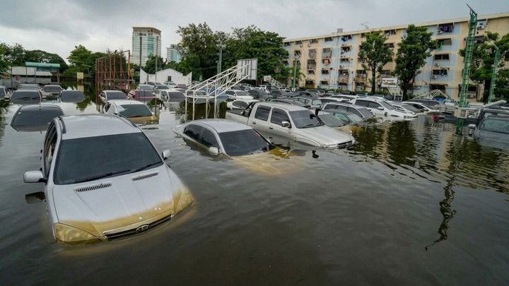 Khlong Chan residents entitled to flood compensation