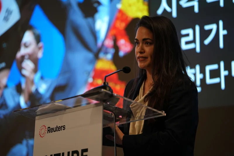 Stephanie Burnett, Head of Fact Check ของ Reuters เป็น Moderator ของการเสวนา
